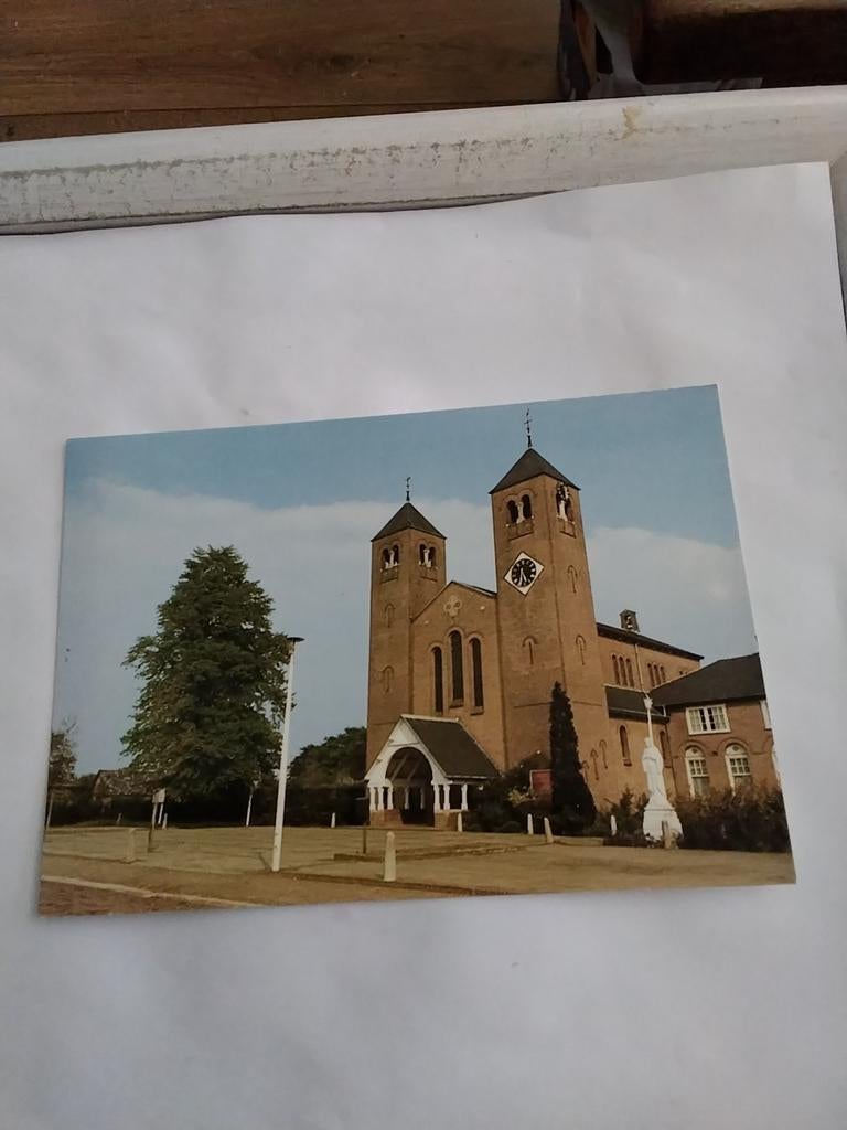 BERGEIJK - WEEBOSCH.  R.K. KERK, Verzamelen, Ansichtkaarten | Nederland, Ophalen of Verzenden