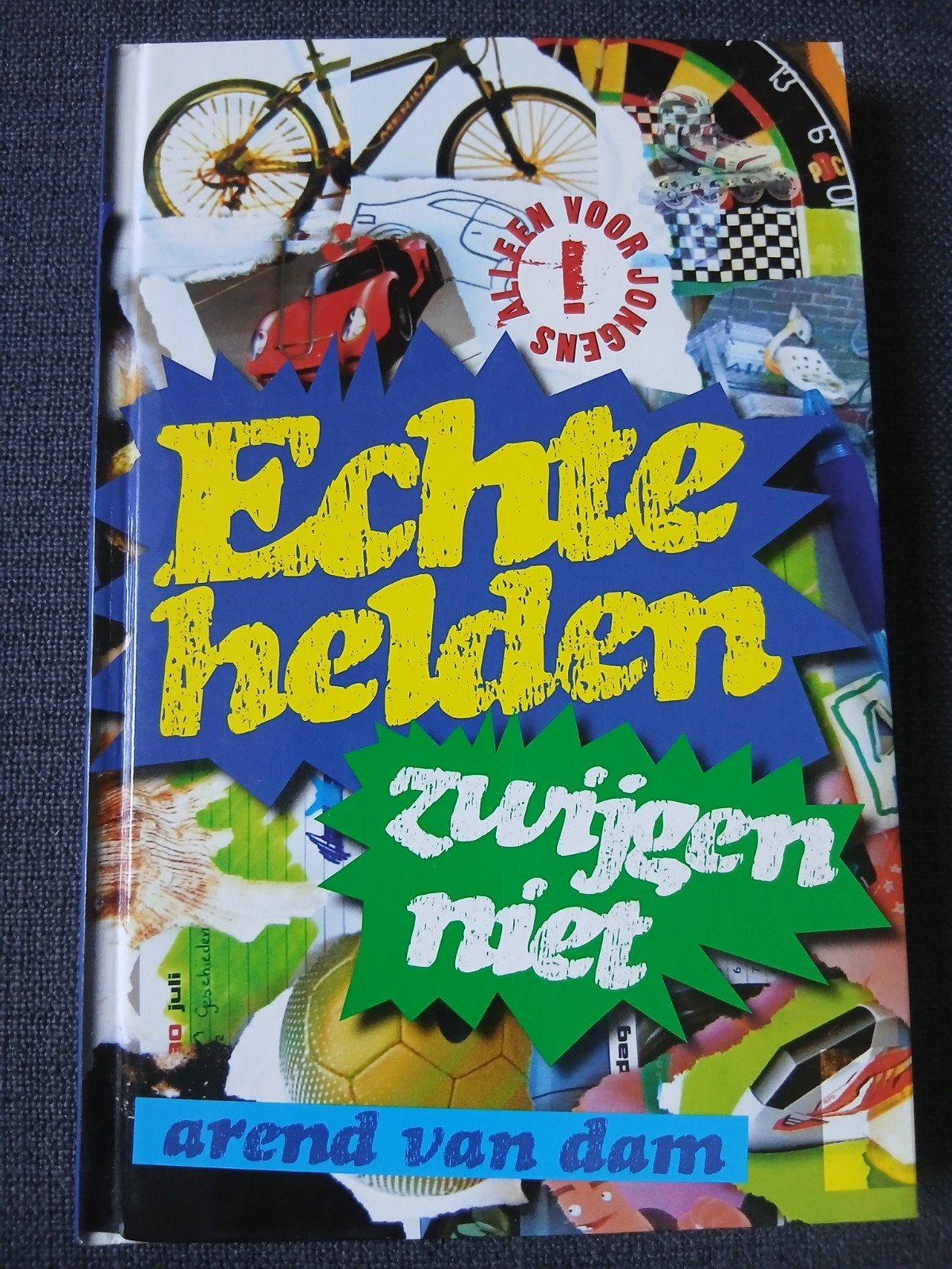 Arend van Dam, echte helden zwijgen niet, Ophalen of Verzenden, Nieuw, Arend van Dam