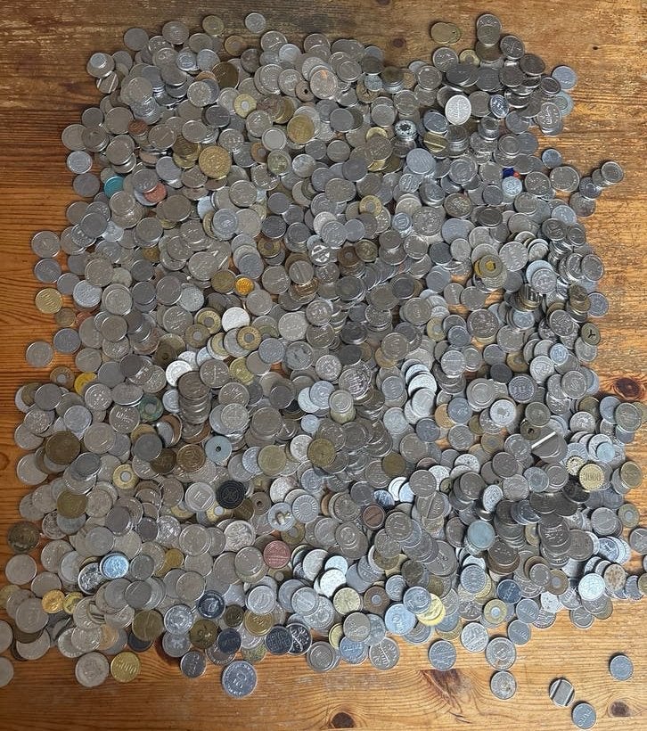 9 kg penningen, 4€ per kg, Ophalen of Verzenden, Buitenland, Munten
