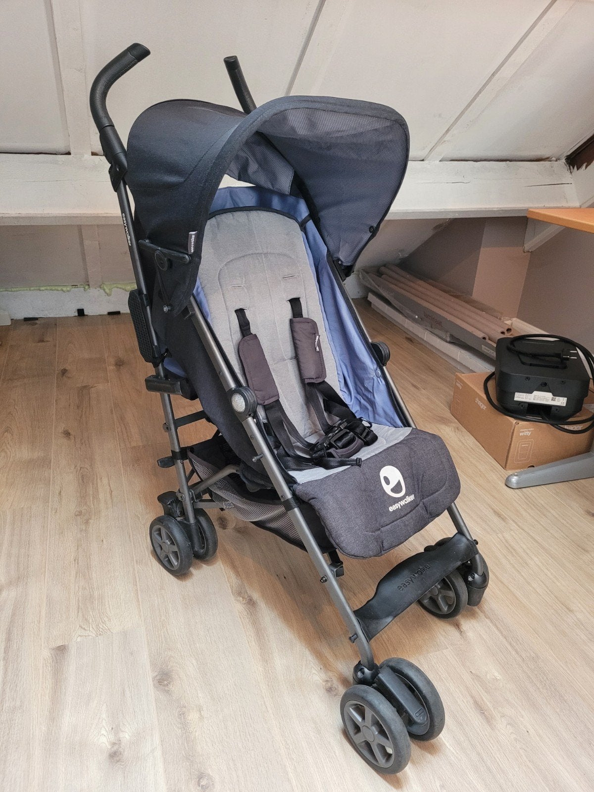 Paraplu buggy, Ophalen