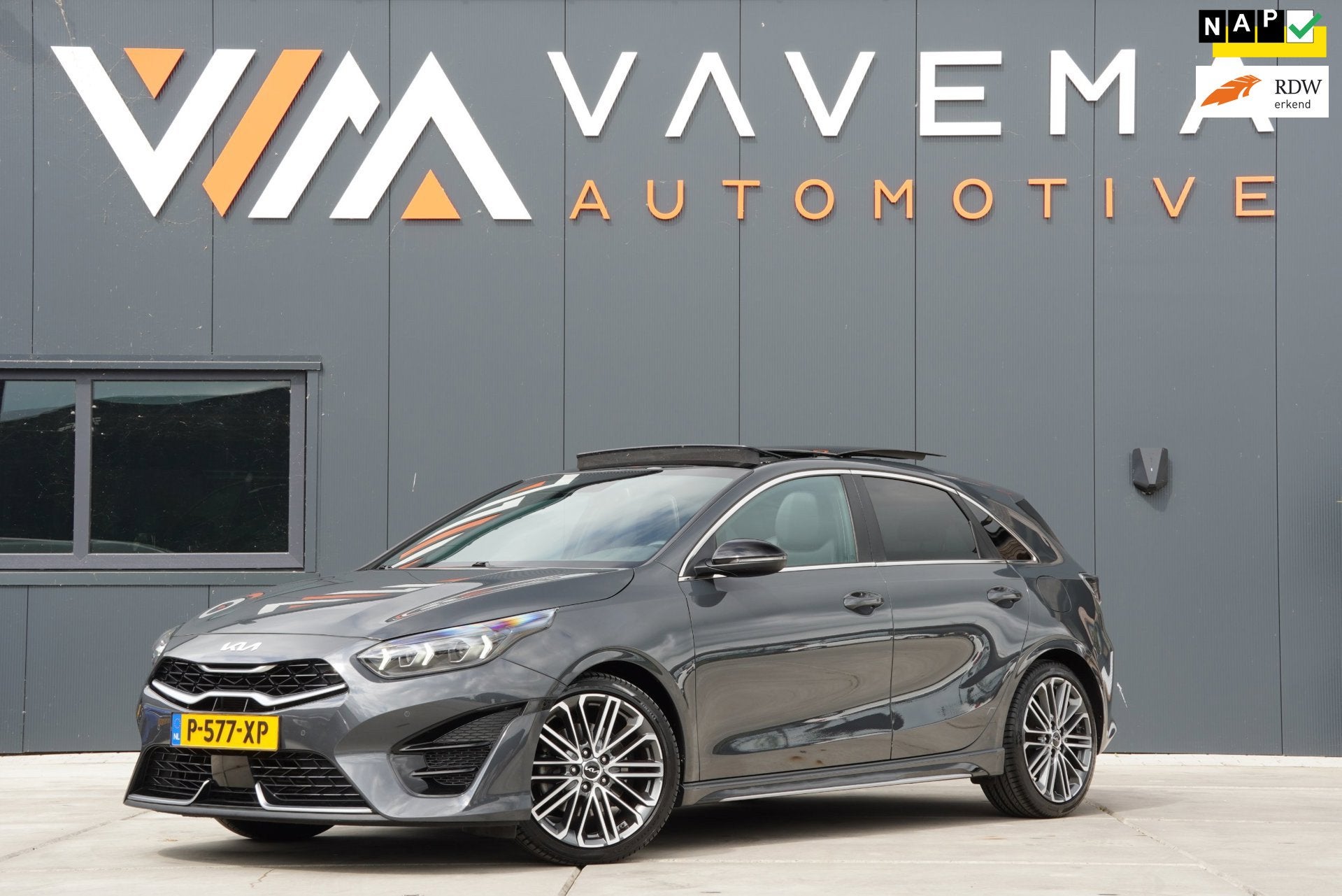 Kia Ceed 1.5 T-GDi 2022|160PK Automaat|GT-PlusLine|Pano|JBL|, Auto's, Gebruikt, 4 cilinders, 160 pk, Origineel Nederlands