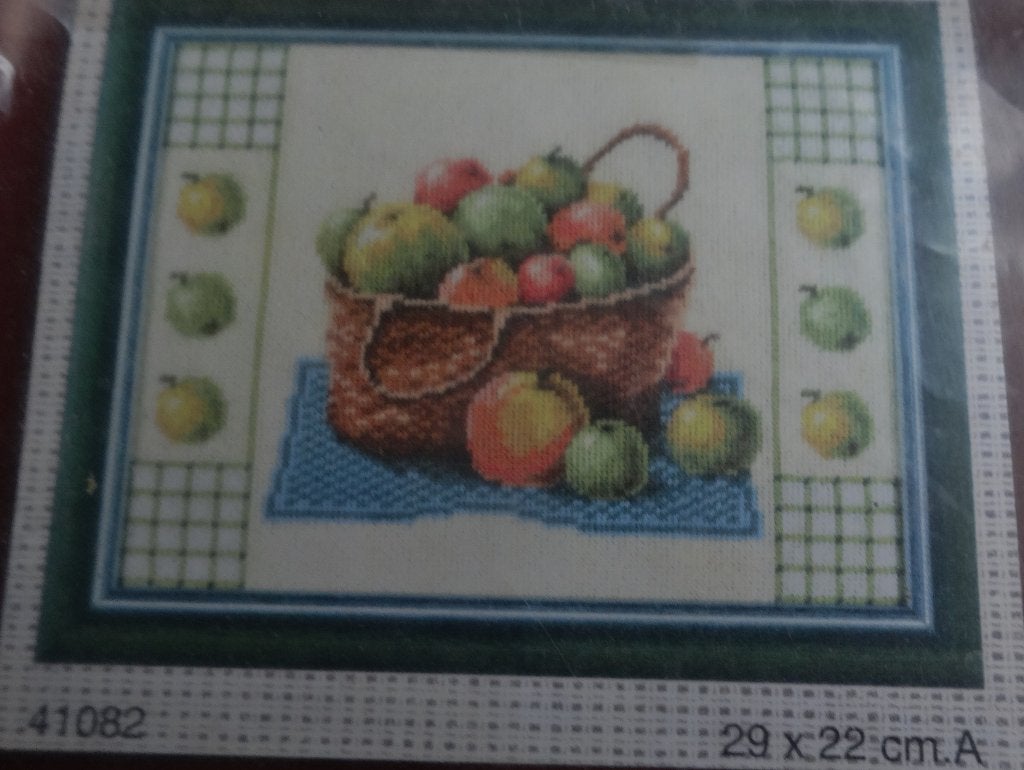 BORDUURPAKKET FRUITMAND LANARTE * Handborduren *, Hobby en Vrije tijd, Borduren en Borduurmachines, Verzenden, Nieuw, Handborduren
