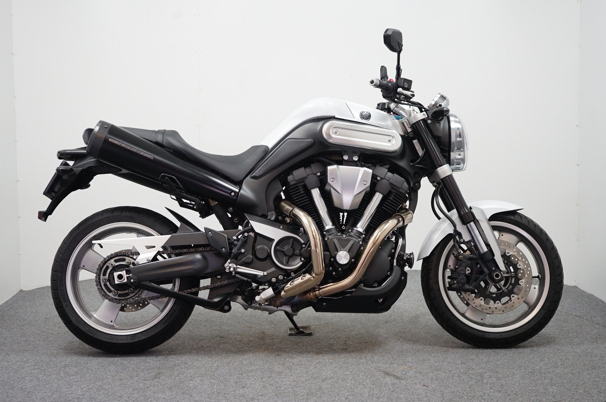 Yamaha MT-01 (bj 2011), 1670 cc, Bedrijf, Meer dan 35 kW, Naked bike