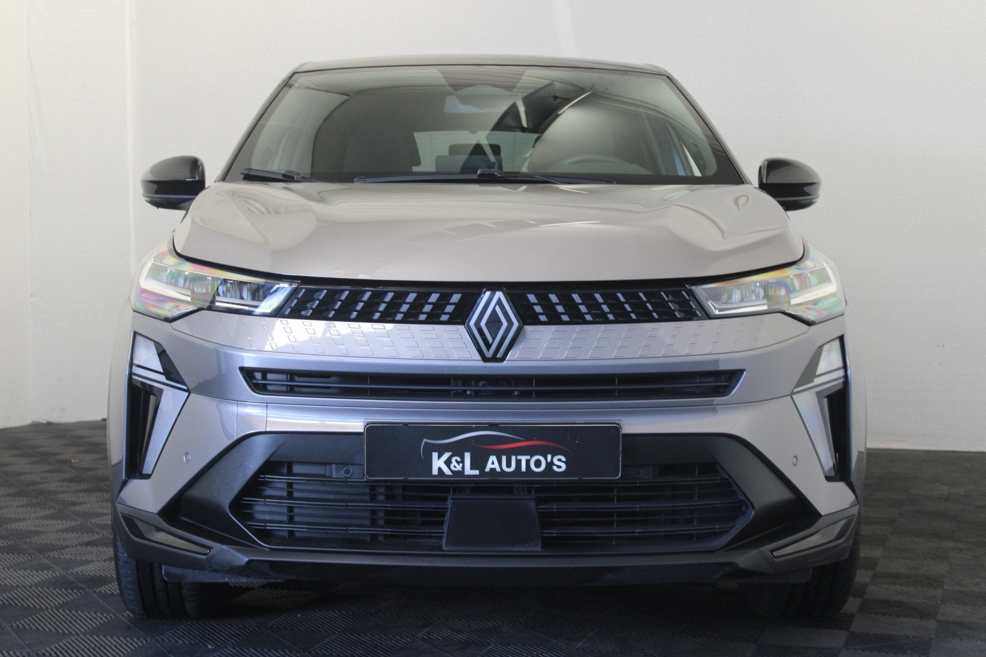 Renault Captur 1.6 E-Tech full hybrid 145 techno |Navi|Camer, Auto's, 1345 kg, Stof, Gebruikt, Zwart