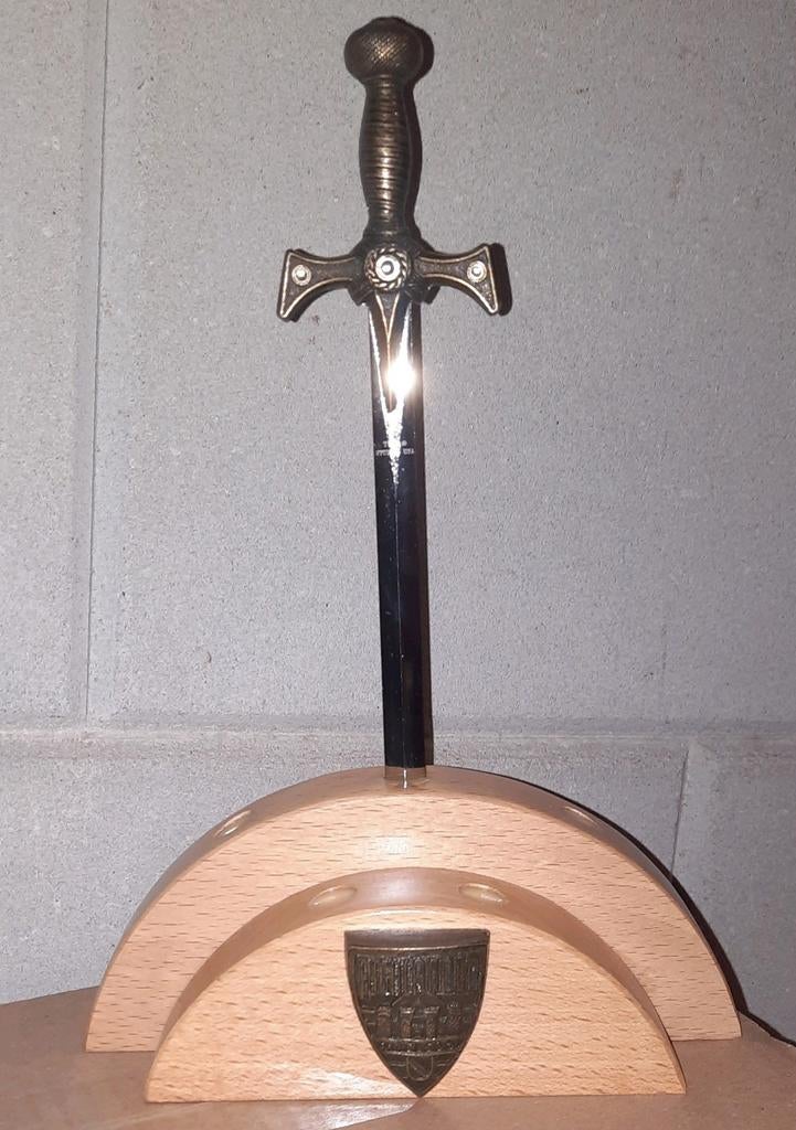 Xena mini zwaard in standaard, Verzenden, Nieuw, Film, Beeldje, Replica of Model