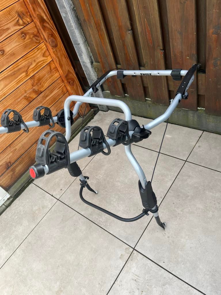 THULE fietsendrager voor achterklep - 3 fietsen, Ophalen of Verzenden, 3 fietsen of meer, Zo goed als nieuw, Achterklepdrager