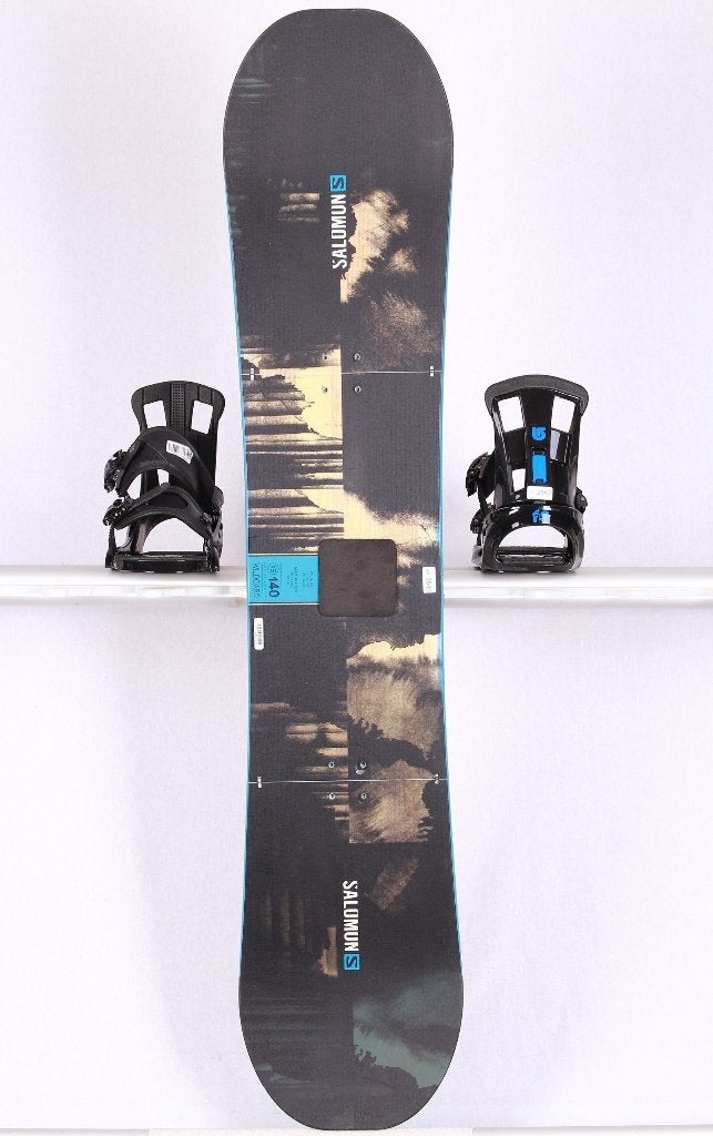 140 snowboard SALOMON WILD CARD, Black/light blue, Verzenden, Gebruikt, Board