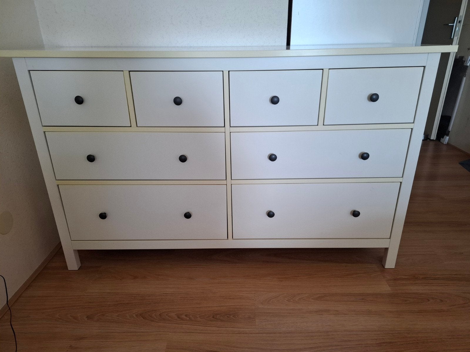 Witte IKEA Hemnes ladekast met 8 laden - verkleurd door zon, Ophalen, Gebruikt, 5 laden of meer, 150 tot 200 cm