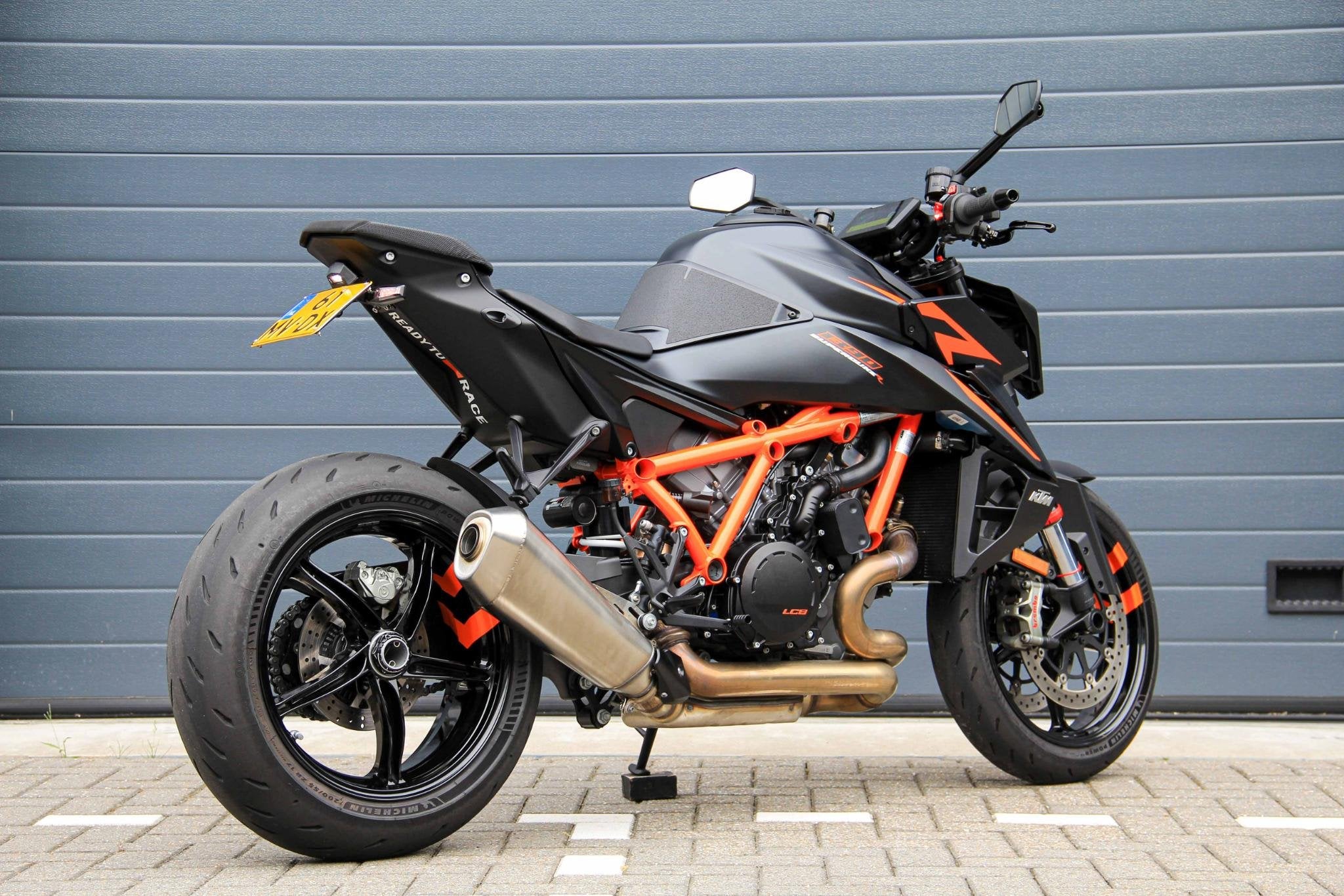 KTM 1390 SuperDuke R Black | Tech pack | NL motor | Nieuwsta, 1350 cc, Meer dan 35 kW, Toermotor, ABS