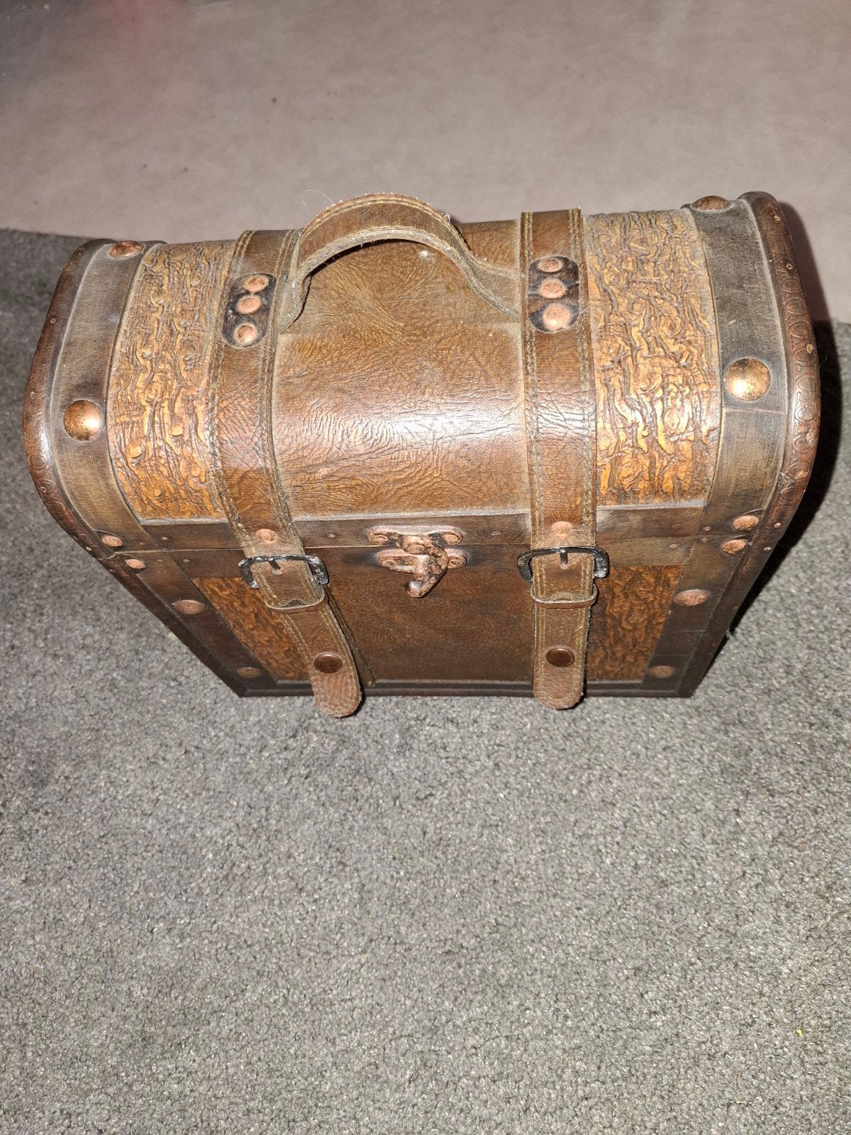 Oud houten koffertje met echt leer bekleed, Antiek en Kunst, Ophalen