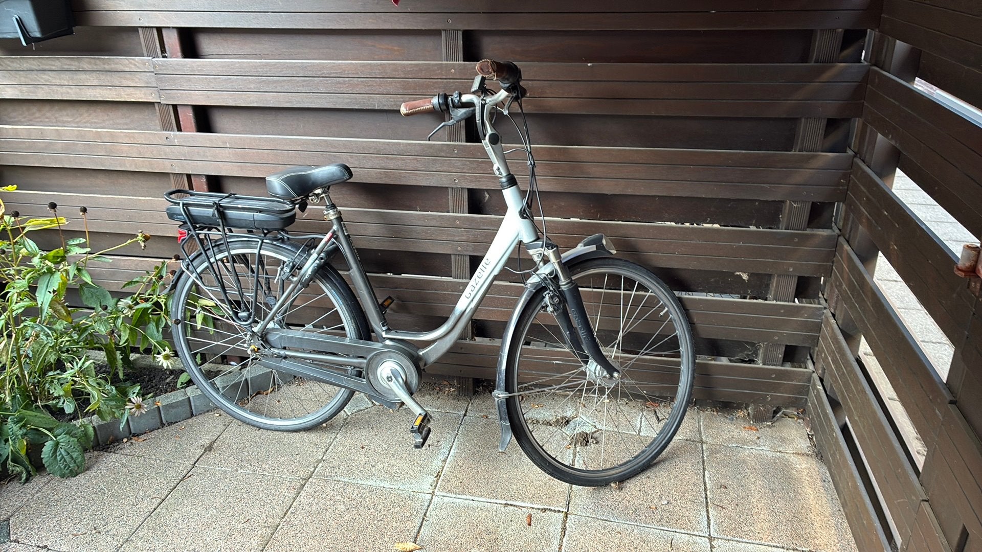 Gazelle Elektrische Fiets (voor reparatie) motor storing, Fietsen en Brommers, Ophalen, Gebruikt, Gazelle