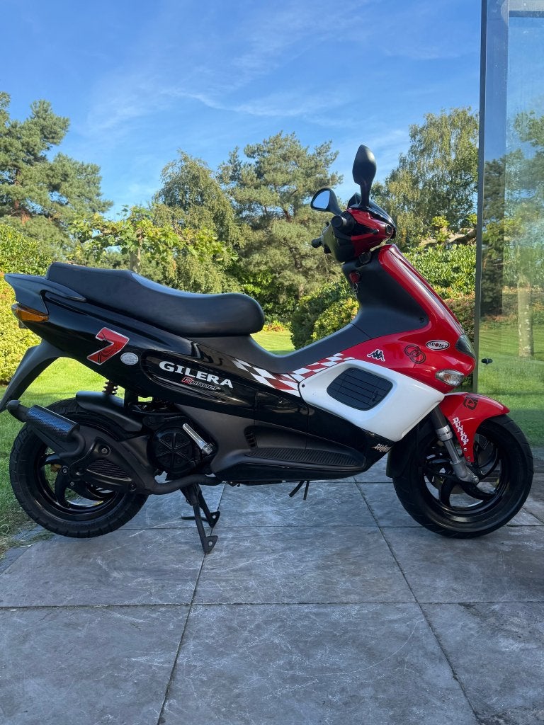 ⭐️Gilera runner Lucky 7 Brom 2 takt 50cc nette staat⭐️, Fietsen en Brommers, Niet ingevuld, Niet ingevuld, Niet ingevuld