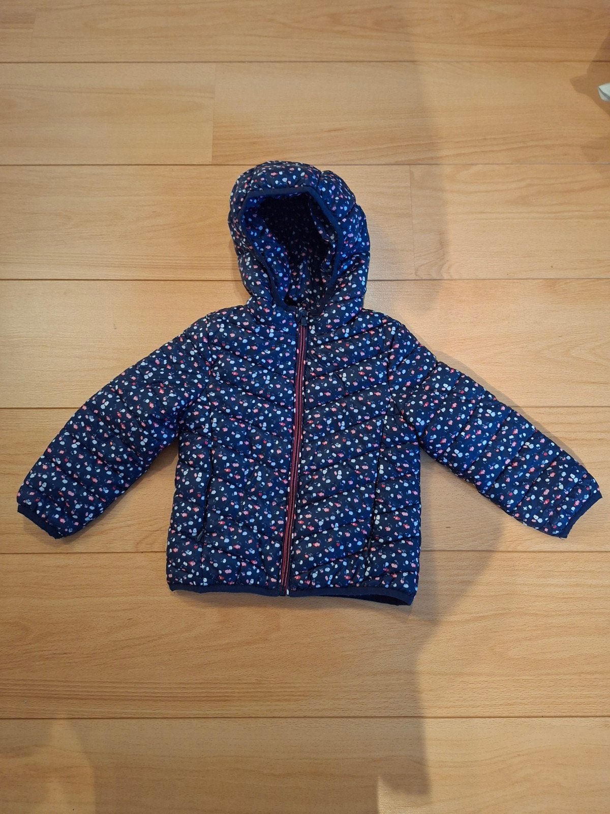 Leuke gewatteerde jas donkerblauw maat 98, C&A, Meisje, Ophalen of Verzenden, Zo goed als nieuw