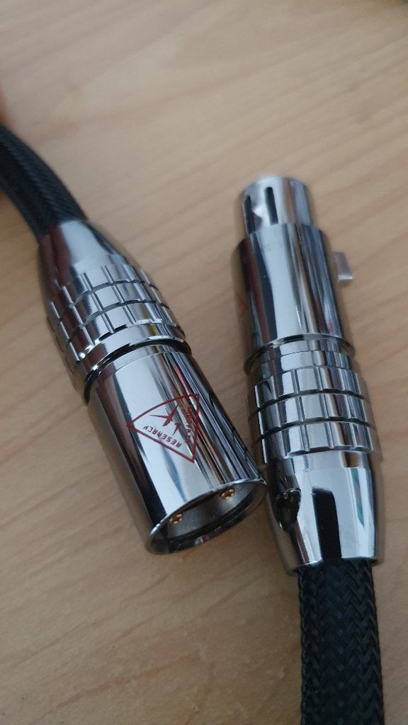 Shunyata Research Sigma V1 XLR interlinks / interconnects, Ophalen of Verzenden, Zo goed als nieuw, Minder dan 2 meter, Interlink-kabel