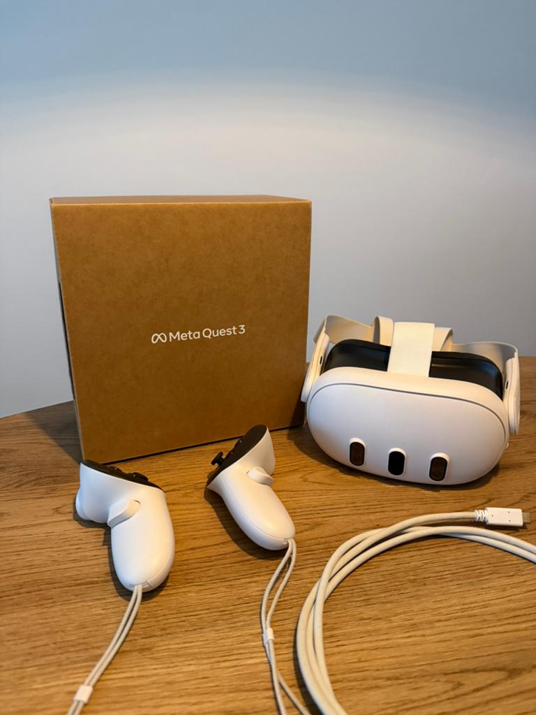 Meta Quest 3 VR-headset, Spelcomputers en Games, Virtual Reality, Zo goed als nieuw, Overige platformen, VR-bril, Ophalen