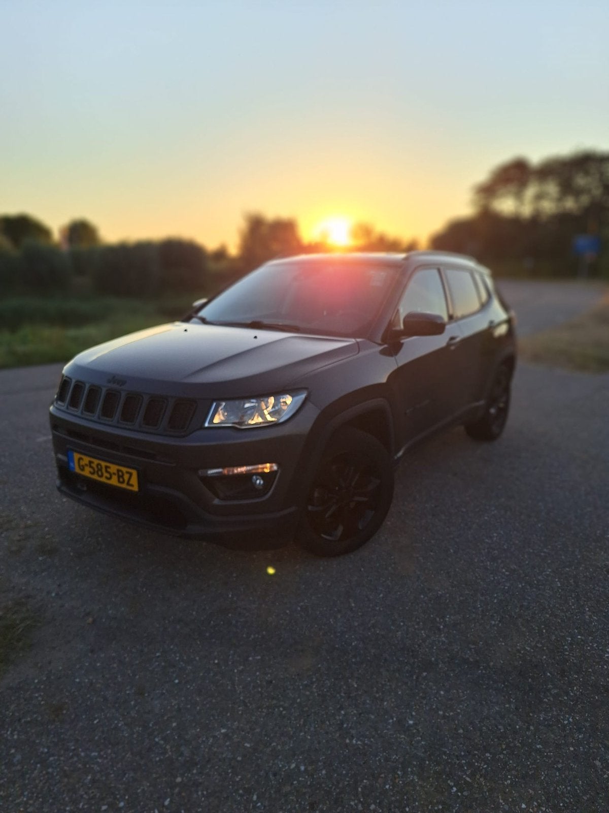 Jeep Compass 1.4 Multiair 140pk 2019 Grijs, Auto's, Voorwielaandrijving, 450 kg, 4 cilinders, 1415 kg