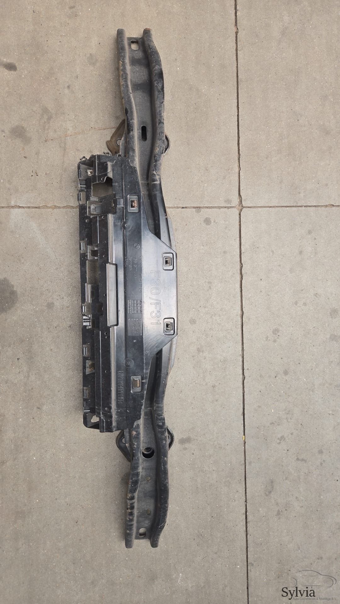 Bumperbalk achterzijde BMW 3 serie F30 LCi 330e 51127365570, Auto-onderdelen, Gebruikt, -, -, Ophalen of Verzenden