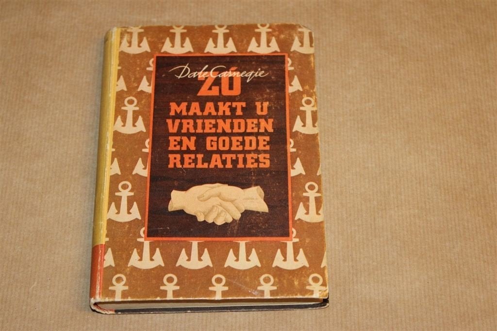 Zo Maakt u Vrienden — Dale Carnegie, Vintage 1949, Ophalen of Verzenden, Gelezen