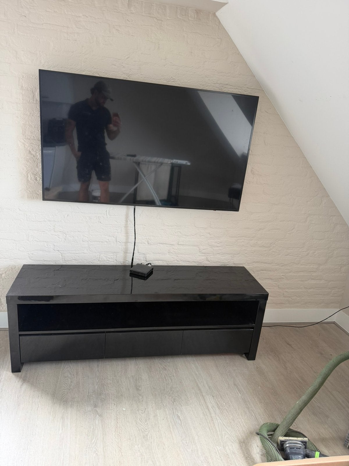 Tv meubel, Ophalen, 100 tot 150 cm, Zo goed als nieuw, Minder dan 100 cm