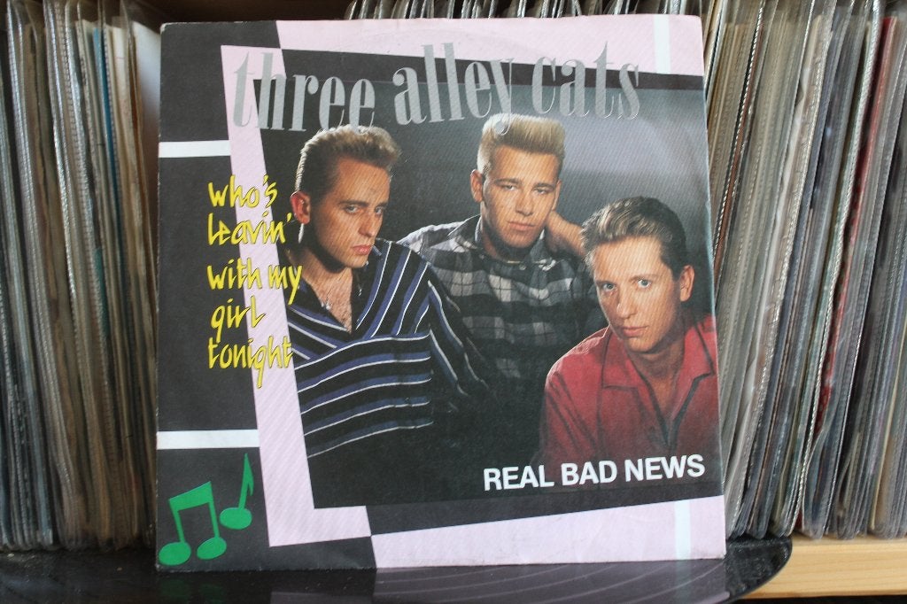 7" Single Three Alley Cats - Who's Leavin' With My Girl Toni, Gebruikt, 7 inch, Ophalen of Verzenden, Pop