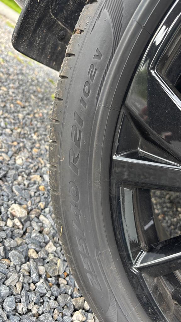 Pirelli P Zero 255/40 R21 102V zomerbanden, Ophalen, Gebruikt, 255 mm, Banden en Velgen