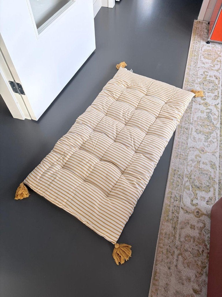 Voerkussen van H&M Home, Ophalen, H&M Home, Kleed of Kussen, Zo goed als nieuw
