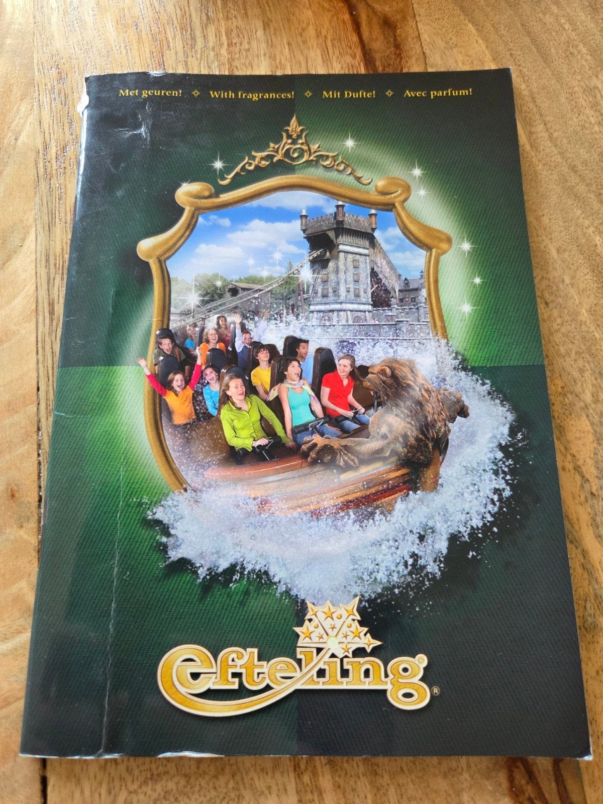 Efteling Jaarboekje / Fotoboekje 2007 (met kras- en ruikblz), Verzamelen, Ophalen of Verzenden, Gebruikt, Overige typen