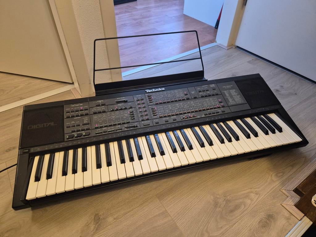 Technics SX-K700 Elektronisch Keyboard, Muziek en Instrumenten, Keyboards, Ophalen, Midi-aansluiting, Technics, 61 toetsen