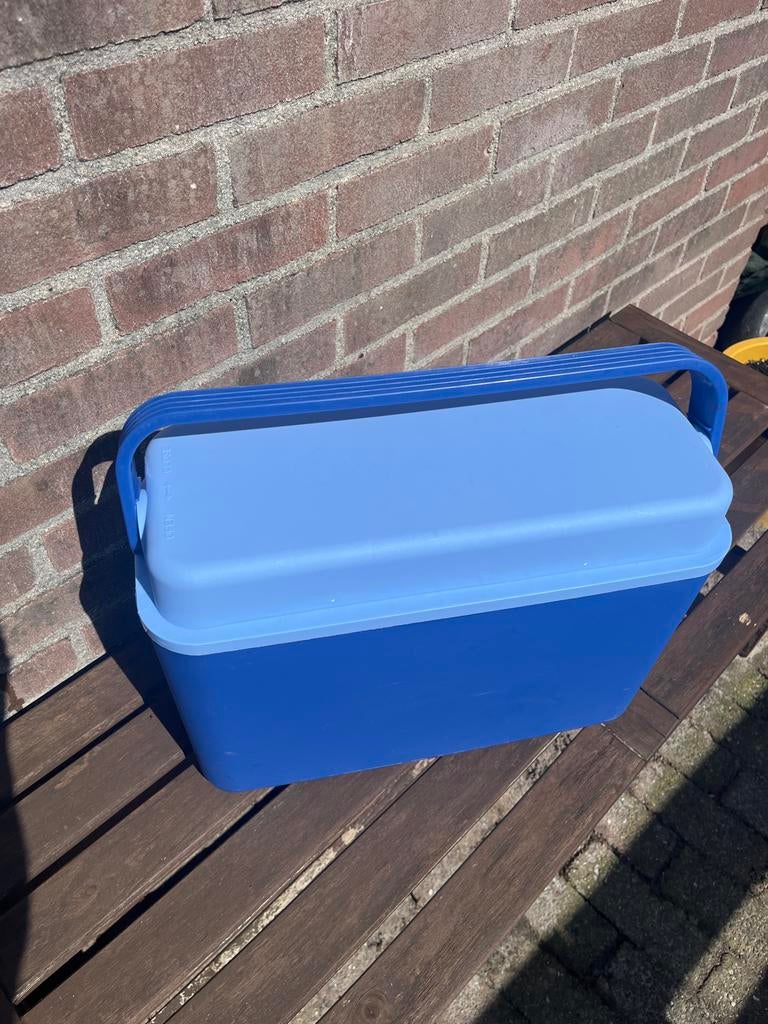Blauwe koelbox - Ideaal voor picknicks en uitjes, Caravans en Kamperen, Ophalen, Gebruikt, Koelbox, Koelelement
