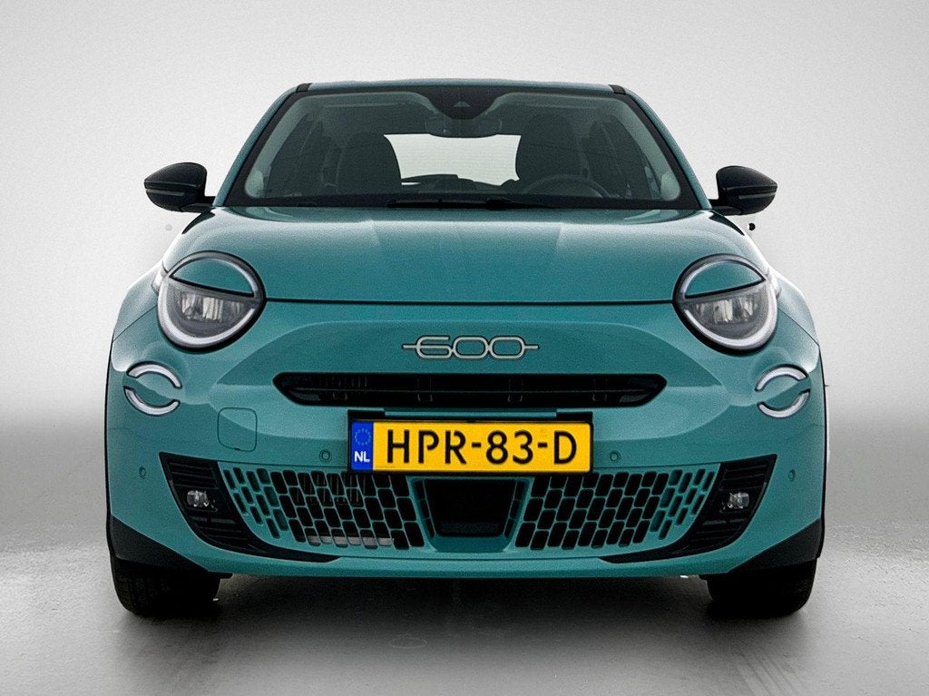 Fiat 600 1.2 Hybrid Urban Camera | Navigatie | Climate contr, Auto's, 12 maanden, Stof, Gebruikt, 1199 cc