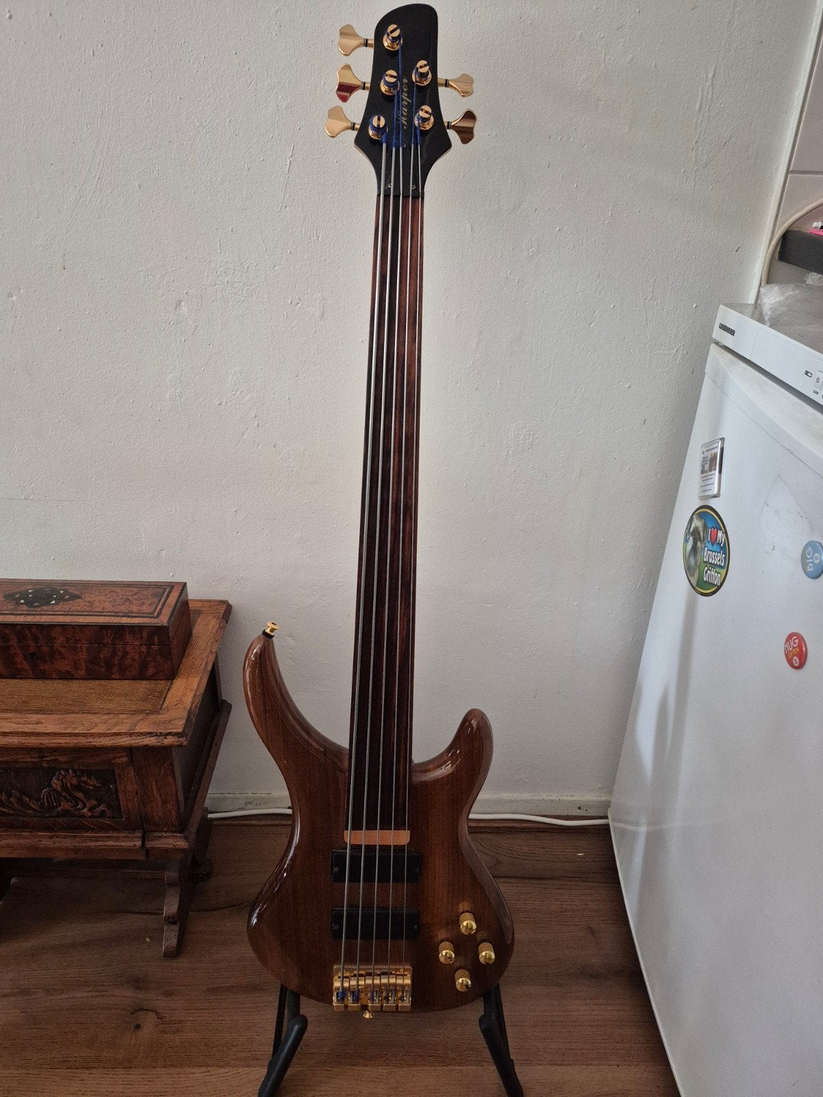Harper 5 string fretless bass, Muziek en Instrumenten, Snaarinstrumenten | Gitaren | Bas, Ophalen, Gebruikt, Elektrisch, 5-snarig