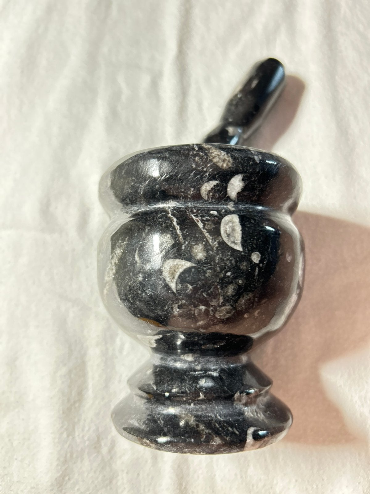 Vijzel met stamper Orthoceras mineraal 9,5 cm, Ophalen of Verzenden
