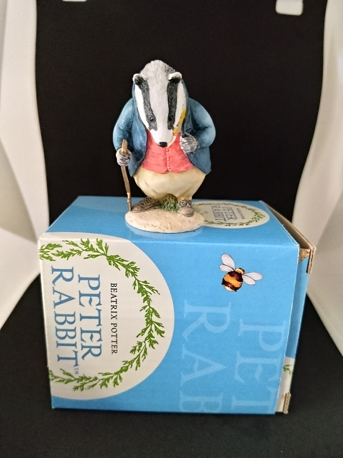Peter Rabbit Tommy Brock Das Figuur - Enesco A27218, Ophalen of Verzenden, Zo goed als nieuw