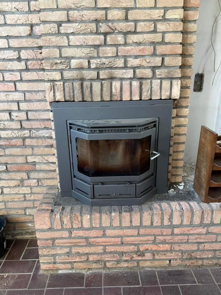 Barbas houtkachel, Ophalen, Zo goed als nieuw, Inbouwhaard, Houthaard