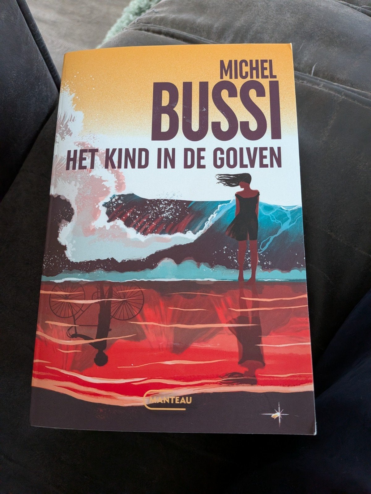 Het Kind in de Golven - Michel Bussi (Thriller). Nieuw!, Boeken, Ophalen of Verzenden, Nieuw, Michel Bussi, Europa overig