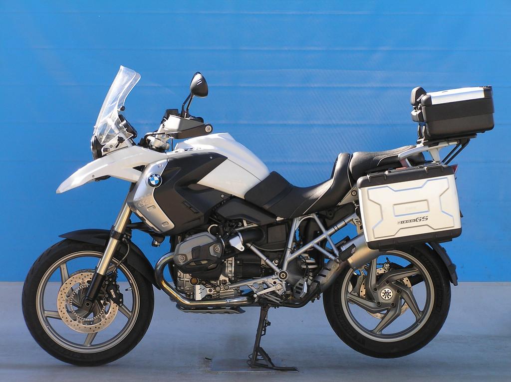 BMW R1200GS (bj 2011), BMW group Nederland B.V., Contactus@bmw-motorrad.nl, Einsteinstraat 5
2289CC  Rijswijk, NL, Toermotor