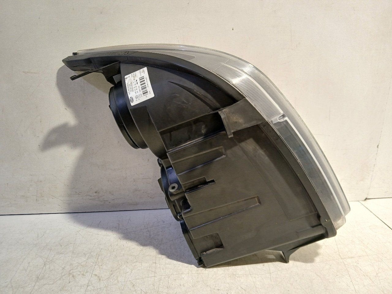 Koplamp links Volkswagen Crafter, Onderdelen@venauto.nl, Van der Ven Autorecycling B.V., Gebruikt, Ettenseweg 76, 4706 PB Roosendaal, The Netherlands