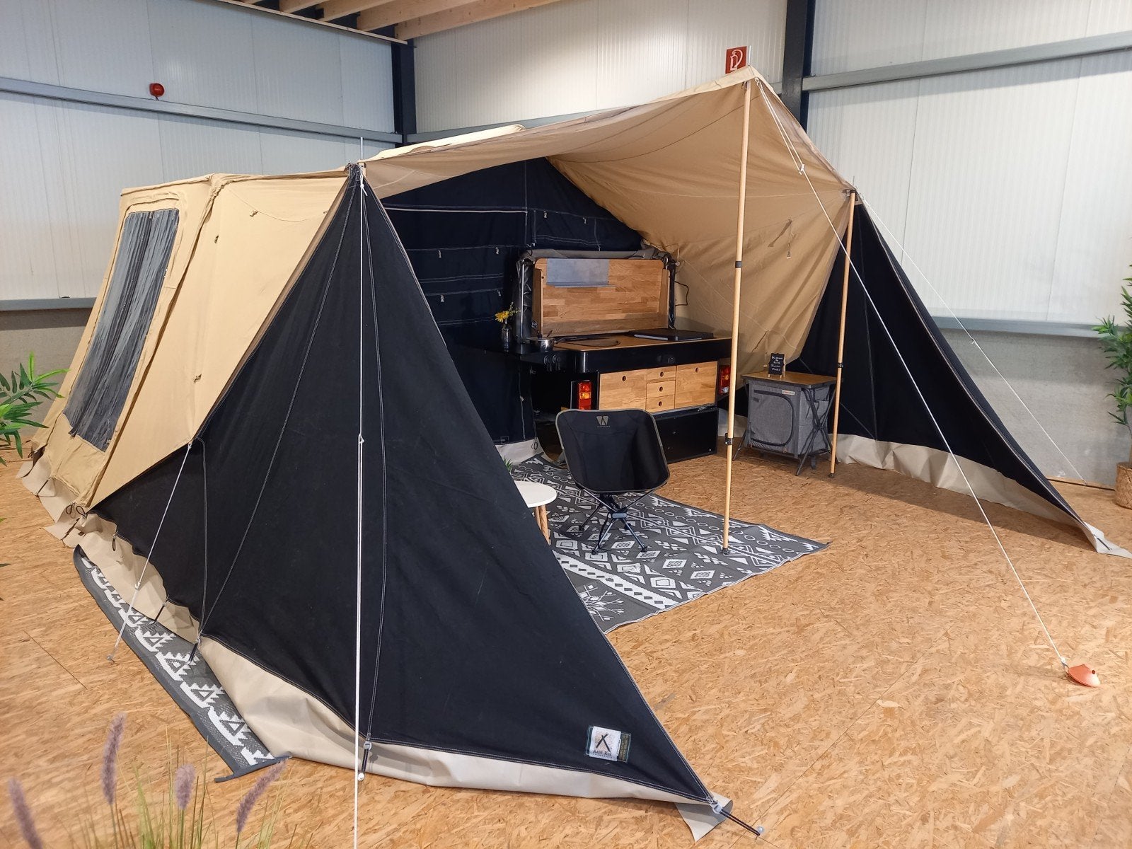 Aart Kok Livingstone Riverlodge GD 2024 Crossroad, Caravans en Kamperen, Ophalen