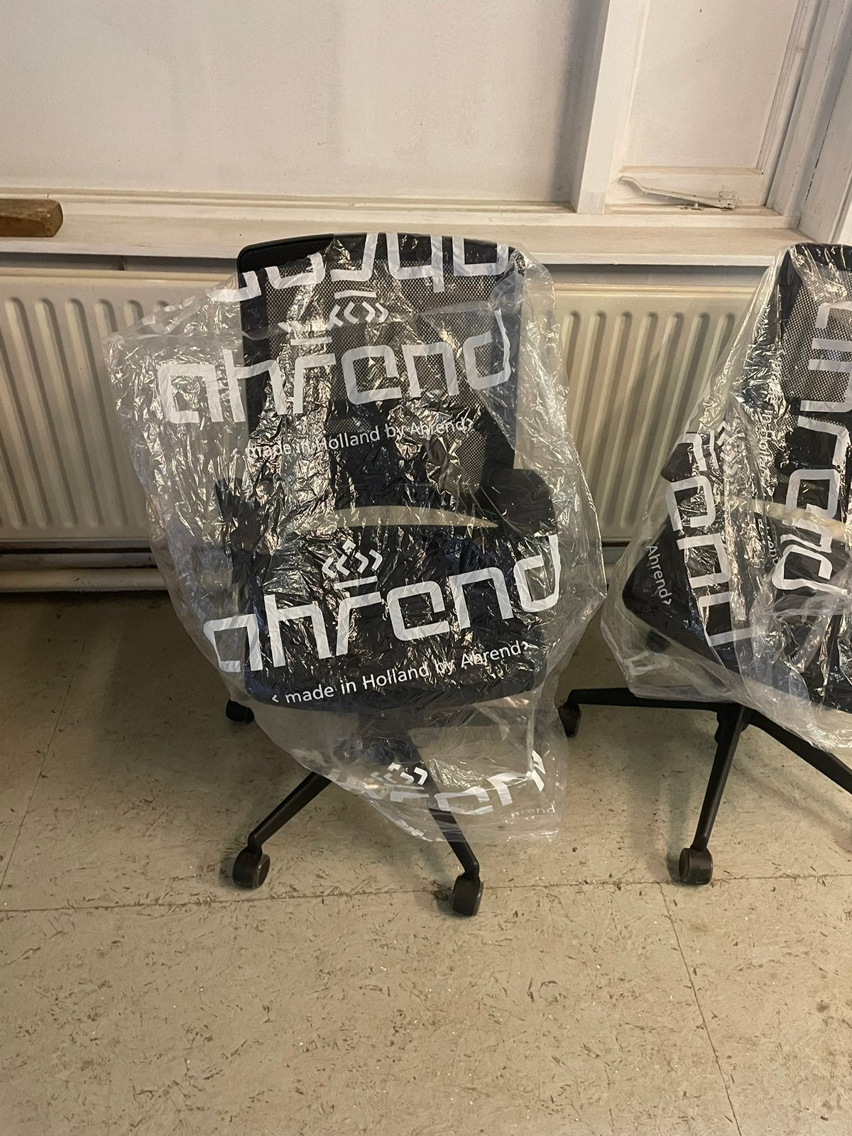 1x Ahrend 2020 verta! Nieuw in plastic, Ophalen of Verzenden, Zo goed als nieuw, Overige typen