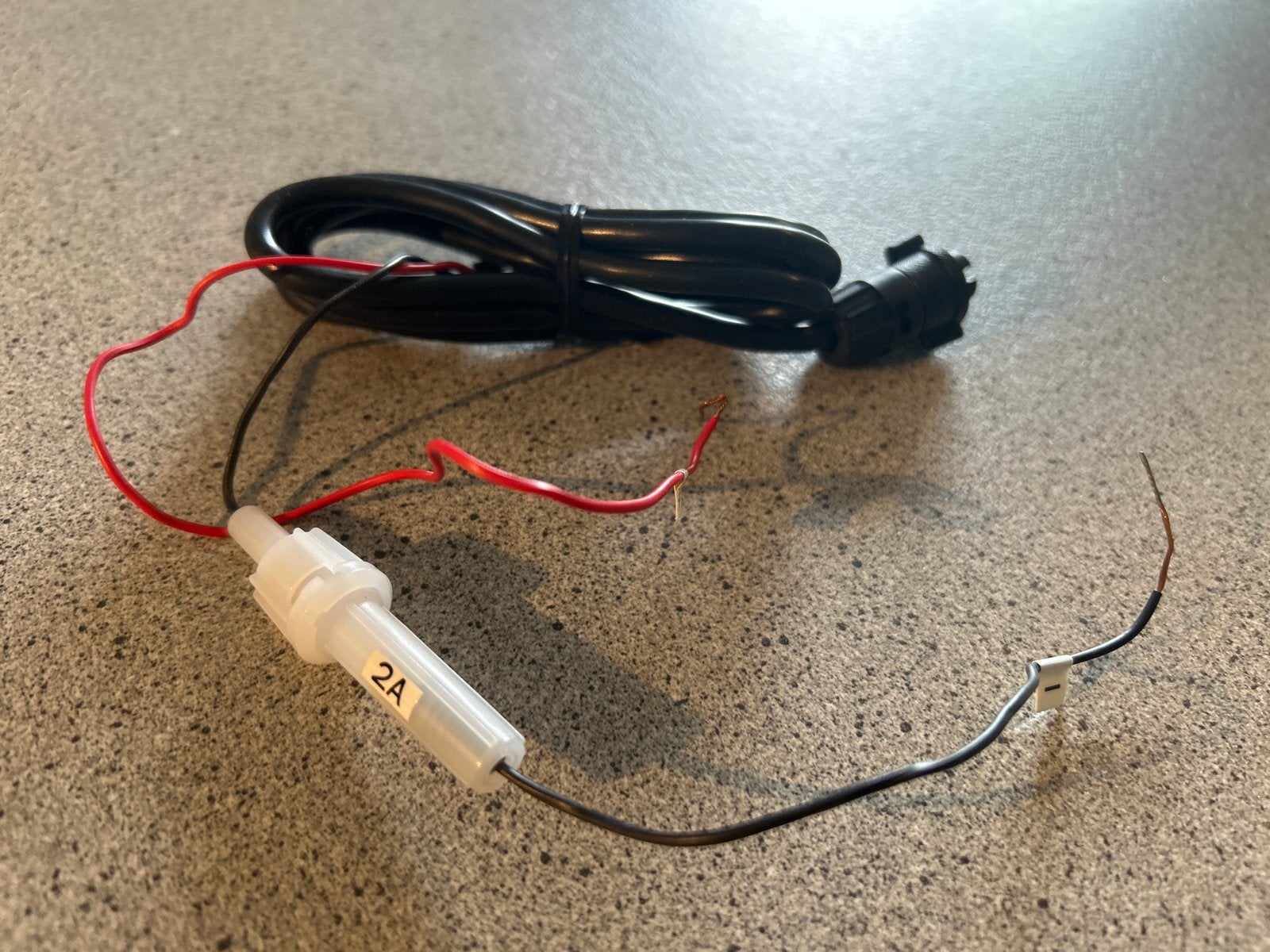 12V aansluitkabel met zekering voor auto-accessoires, Ophalen of Verzenden, Gereviseerd, Universele onderdelen