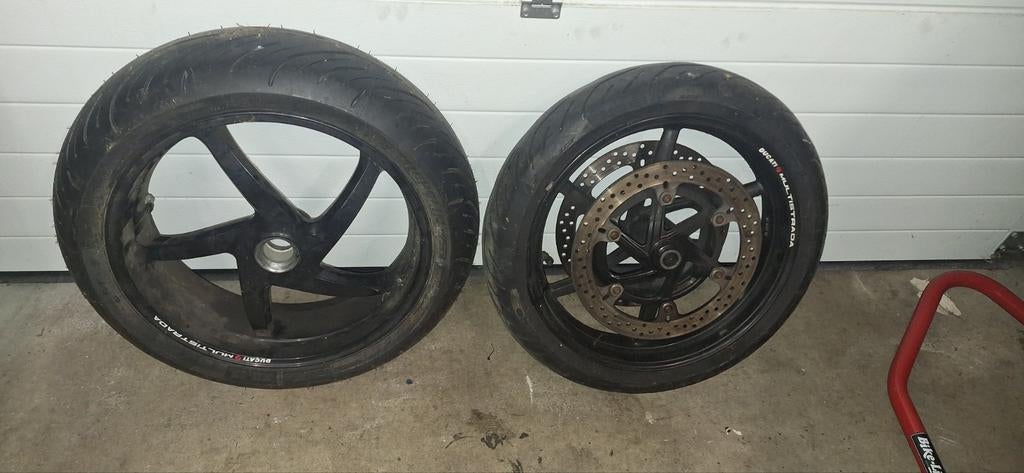 Ducati Multistrada Brembo Marchesini wielen set, Ophalen
