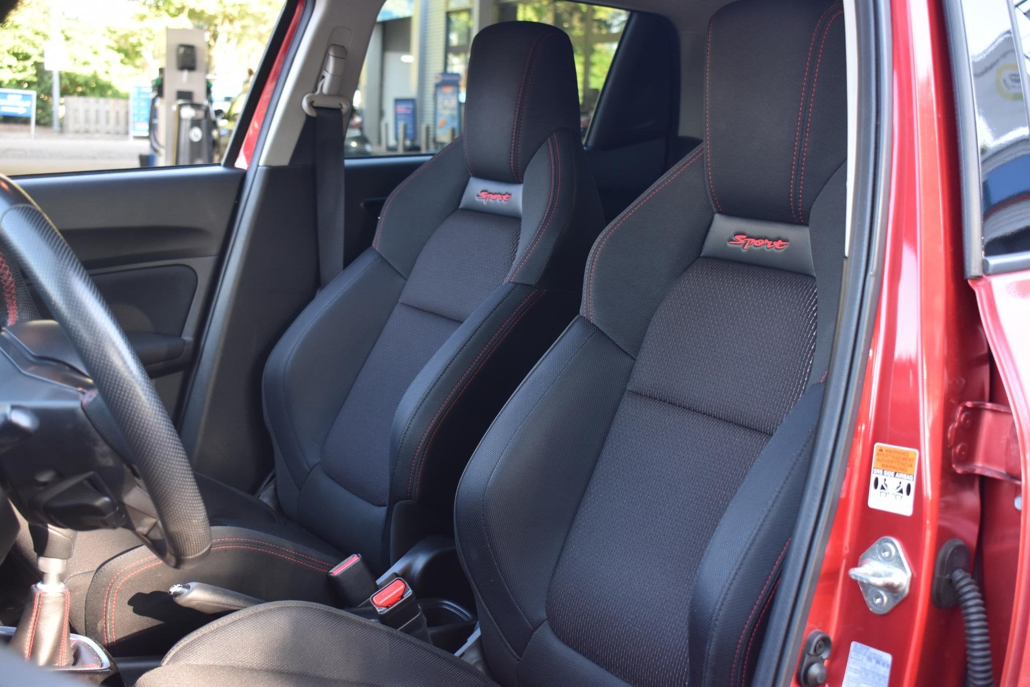 Suzuki Swift 1.4 Sport Smart Hybrid | Sportstoelen | Stoelve, Auto's, Suzuki, Voorwielaandrijving, Stof, Gebruikt, 4 cilinders
