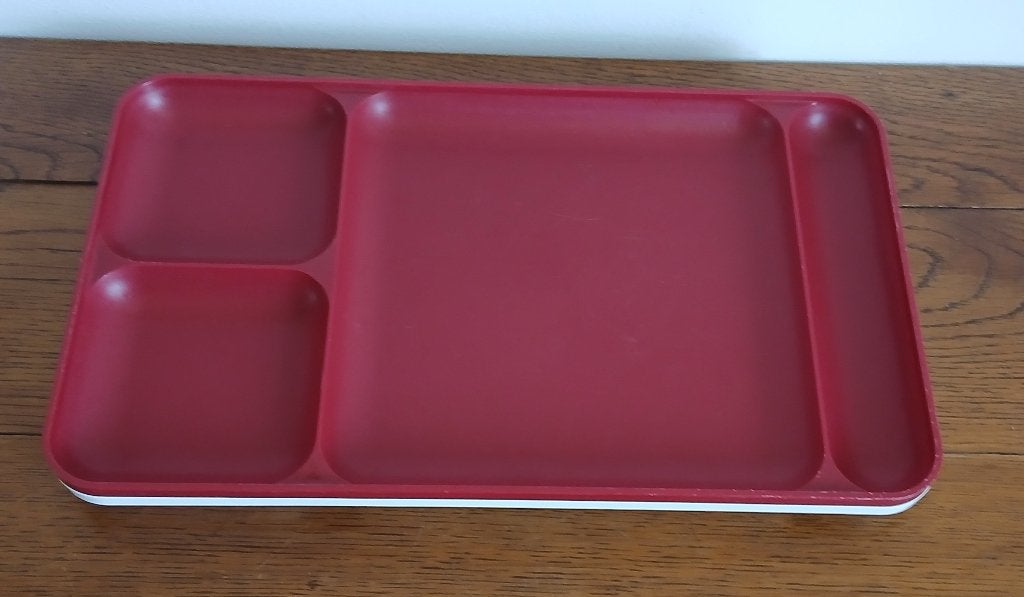 Set van 2 Tupperware verdeelbord bbq-bord, Ophalen of Verzenden, Zo goed als nieuw, Rood, Overige typen