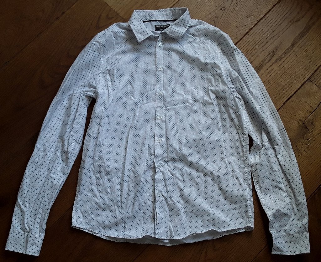 Overhemd wit met design, Kinderen en Baby's, Ophalen of Verzenden, Zo goed als nieuw, Jongen, Overhemd of Blouse