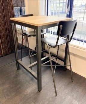 NIEUW Bartafel met 2 barstoelen, Huis en Inrichting, Ophalen, Nieuw
