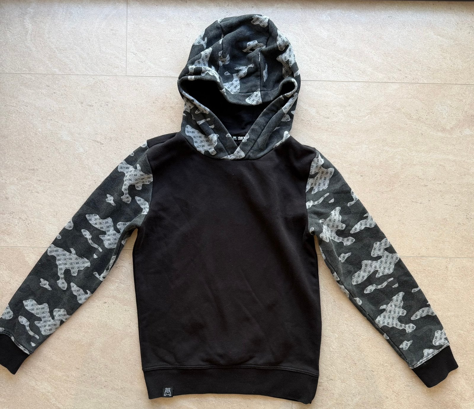 Salty dog hoodie 128, Ophalen of Verzenden, Zo goed als nieuw, Jongen, Trui of Vest