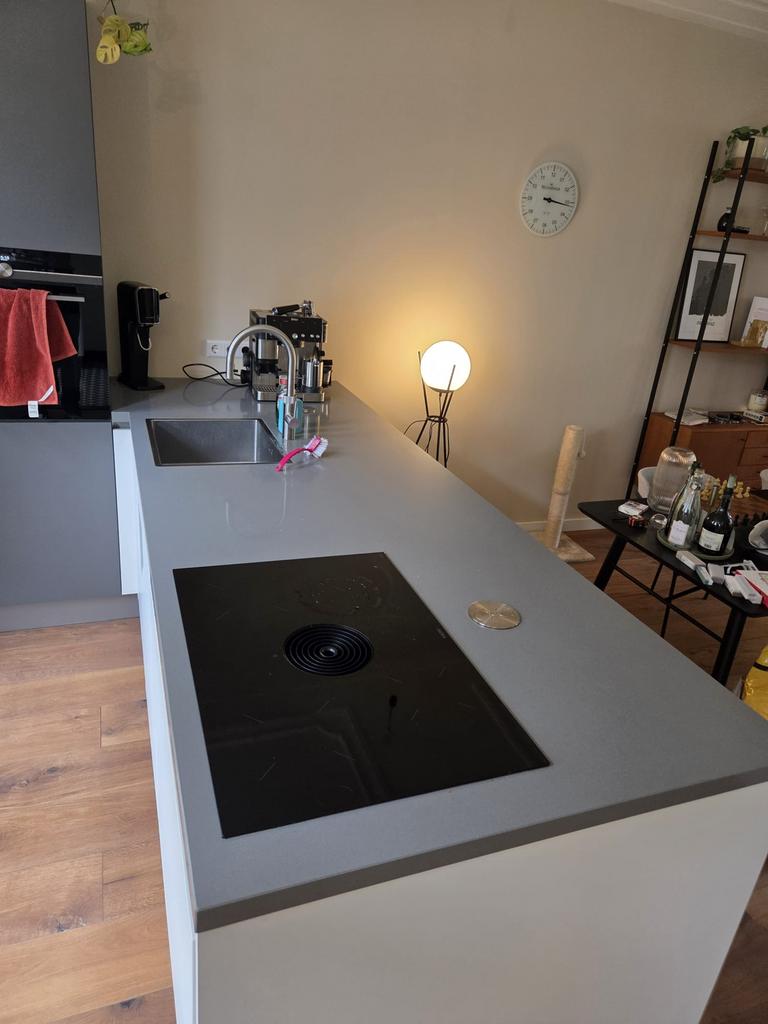 Grijs keukenblad van composiet, Huis en Inrichting, Ophalen, Gebruikt, 75 cm of meer, 200 cm of meer