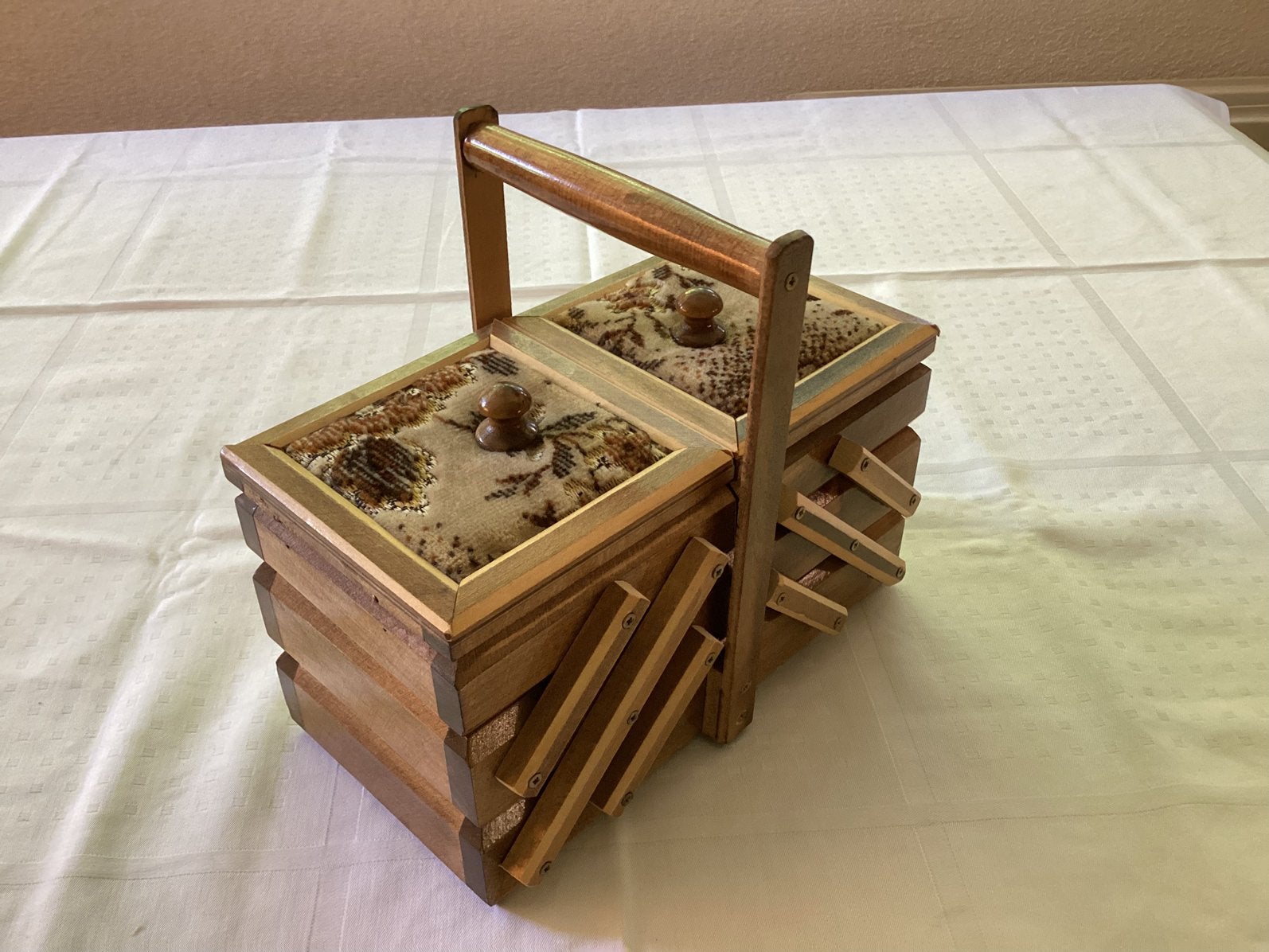 Kleine Retro Sierraden/Fournituren Houten Harmonika Kist., Ophalen of Verzenden