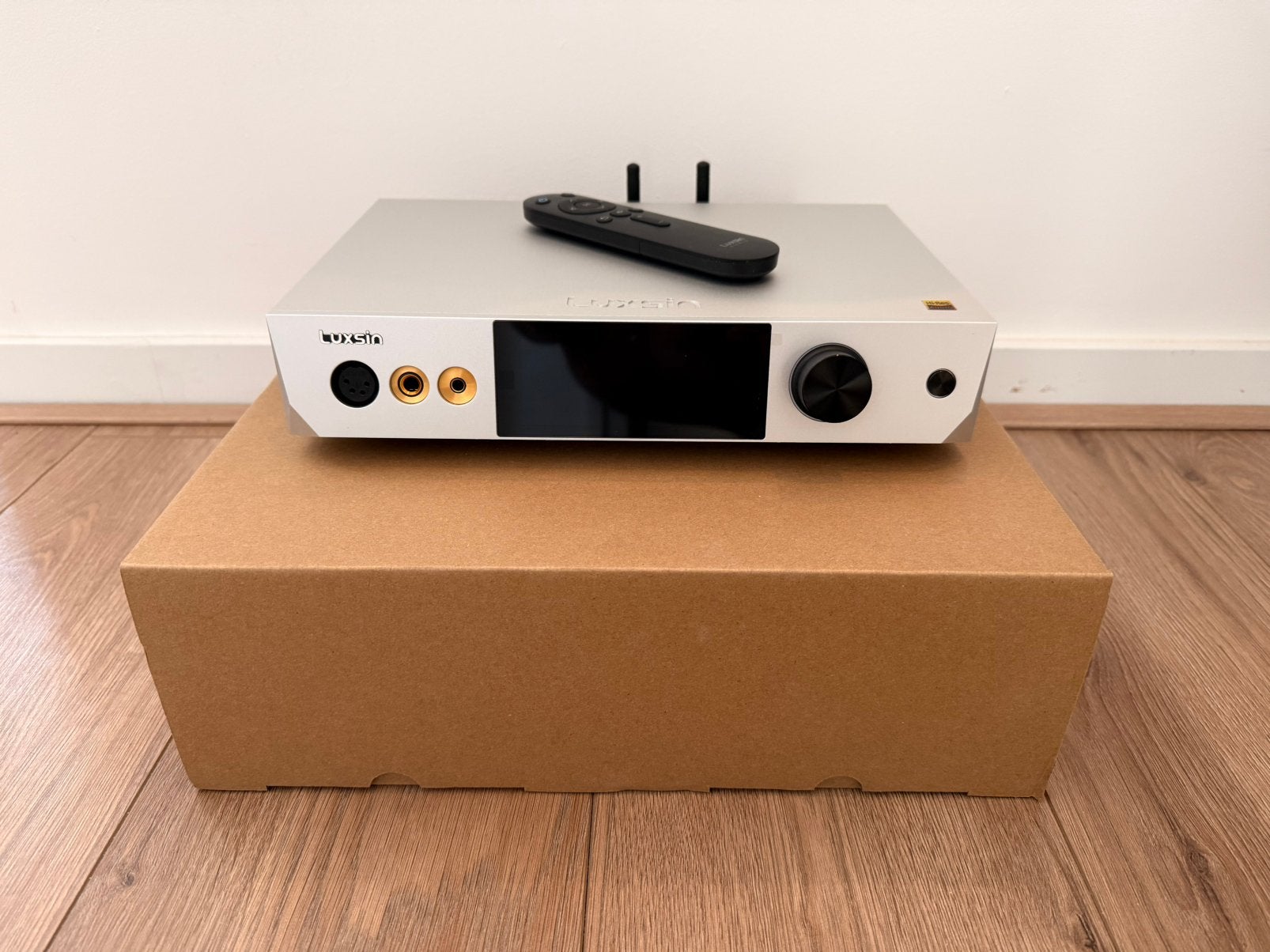 Luxsin X9 DAC / Hoofdtelefoonversterker, Ophalen of Verzenden, Zo goed als nieuw, 120 watt of meer, Overige merken