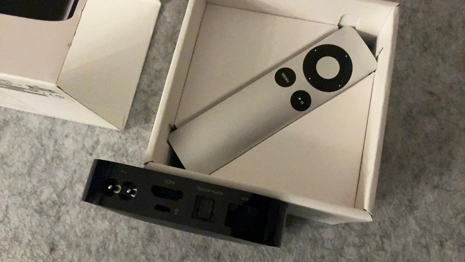 Apple TV - Model A1469 | Compleet in doos, Ophalen of Verzenden, Zo goed als nieuw